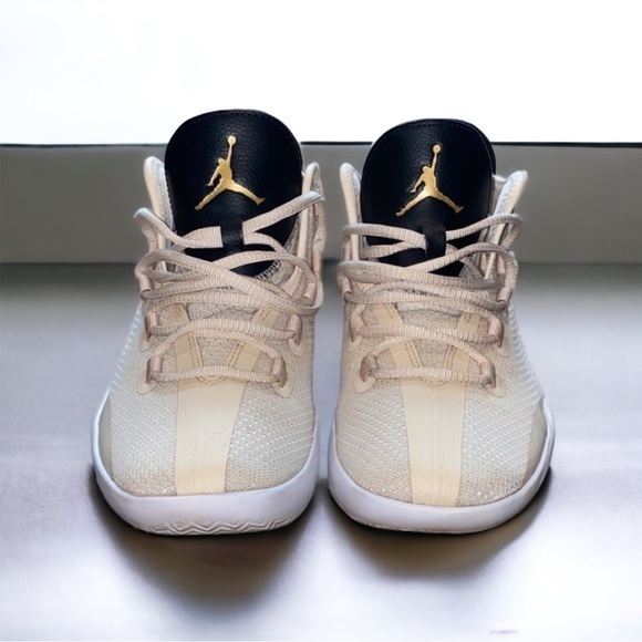NIKE JORDANReveal Prem Hc Big Kids 6.5 Sneakers